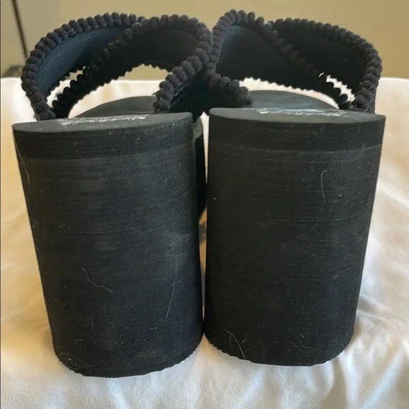 New Women's Black Platform Foam Wedge Sandals - Picture 4 of 6